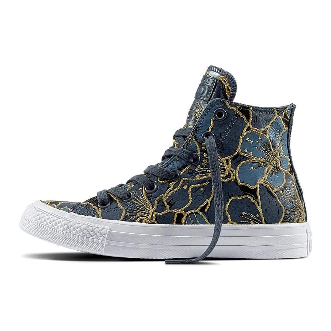 PatBo x Converse Chuck Taylor All Star Skateboard Shoes Women s Dark Blue 558373C 38
PatBo x Converse Chuck Taylor All Star Skateboard Shoes Women s Dark Blue 558373C 38