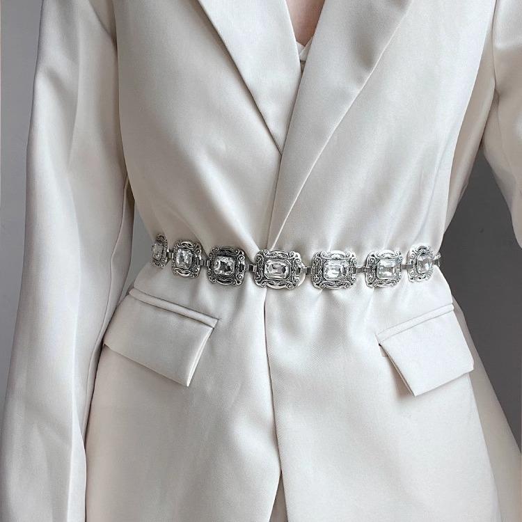 Vintage Waist Chain Accessories Dress, Ethnic Style Gold Silver Metal Oval Engraved Chain Rhinestone Belt Women срібний
Vintage Waist Chain Accessories Dress, Ethnic Style Gold Silver Metal Oval Engraved Chain Rhinestone Belt Women срібний