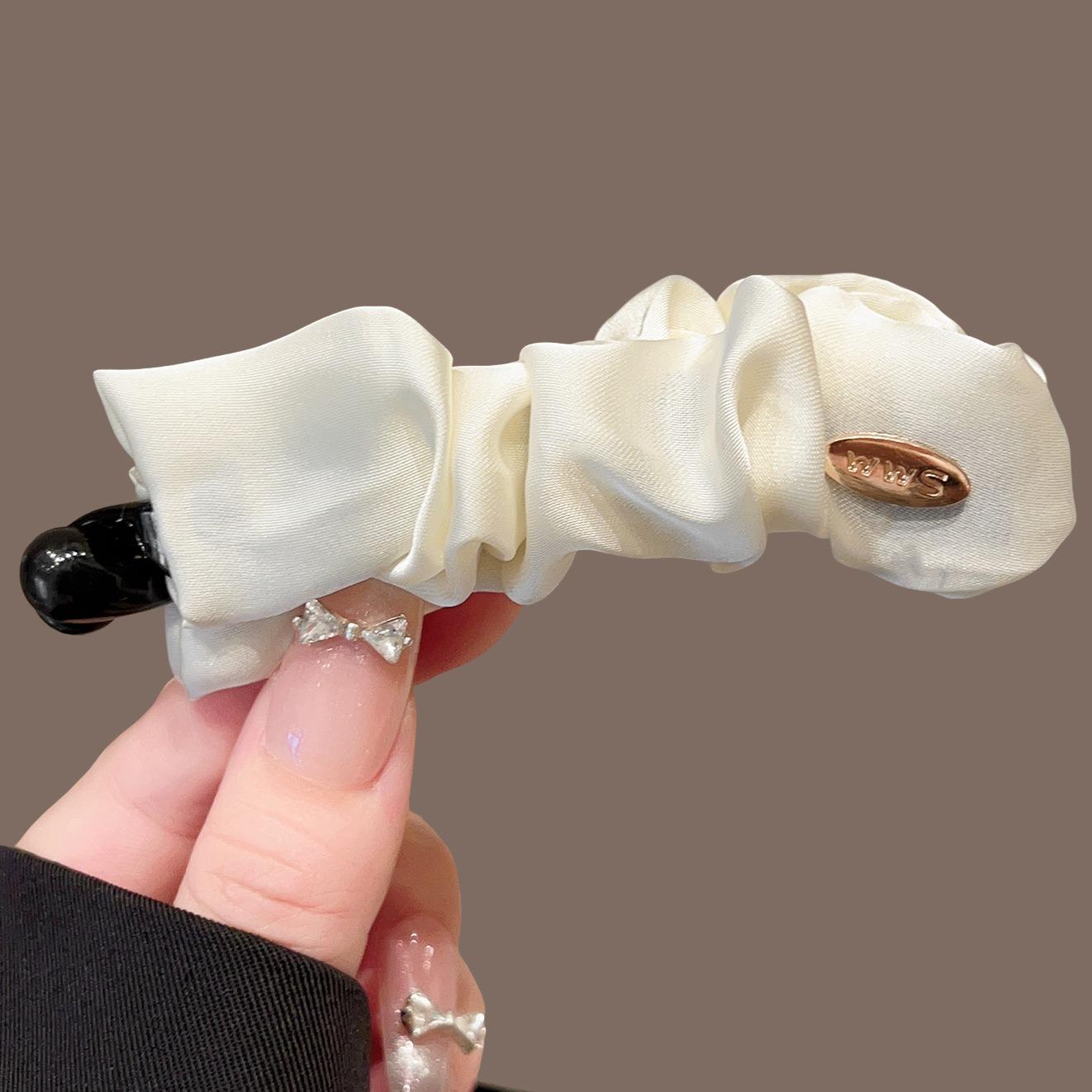 Satin Pleated Hair Clip Multicolored Temperament Vintage French Style Niche High-end Elegant Hair Accessories Hair Accessories
Satin Pleated Hair Clip Multicolored Temperament Vintage French Style Niche High-end Elegant Hair Accessories Hair Accessories