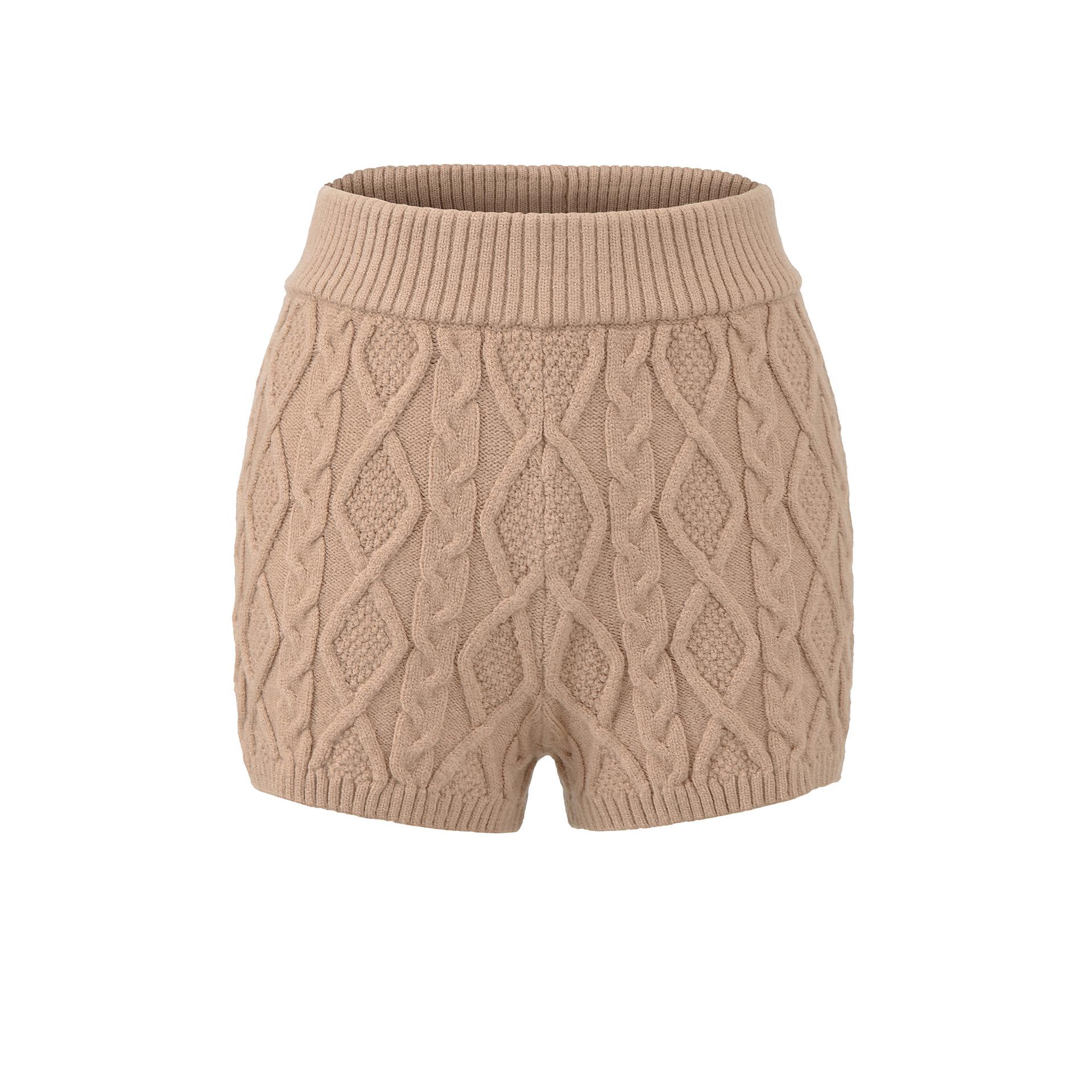 Twisted Flower Retro Knit Set: Women s Hooded Cardigan & Slim Yarn Shorts Medium
Twisted Flower Retro Knit Set: Women s Hooded Cardigan & Slim Yarn Shorts Medium