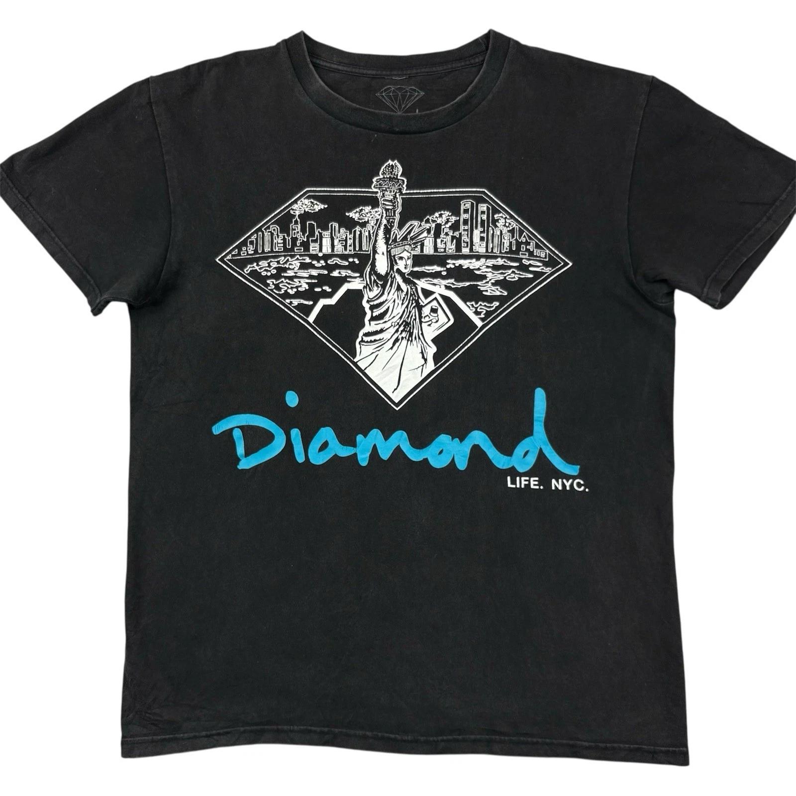 Diamond Supply Co NYC 100% Cotton T-shirt Mens Tees Top Mens Size M Black Statue Liberty Skate Streetwear 2XL
Diamond Supply Co NYC 100% Cotton T-shirt Mens Tees Top Mens Size M Black Statue Liberty Skate Streetwear 2XL