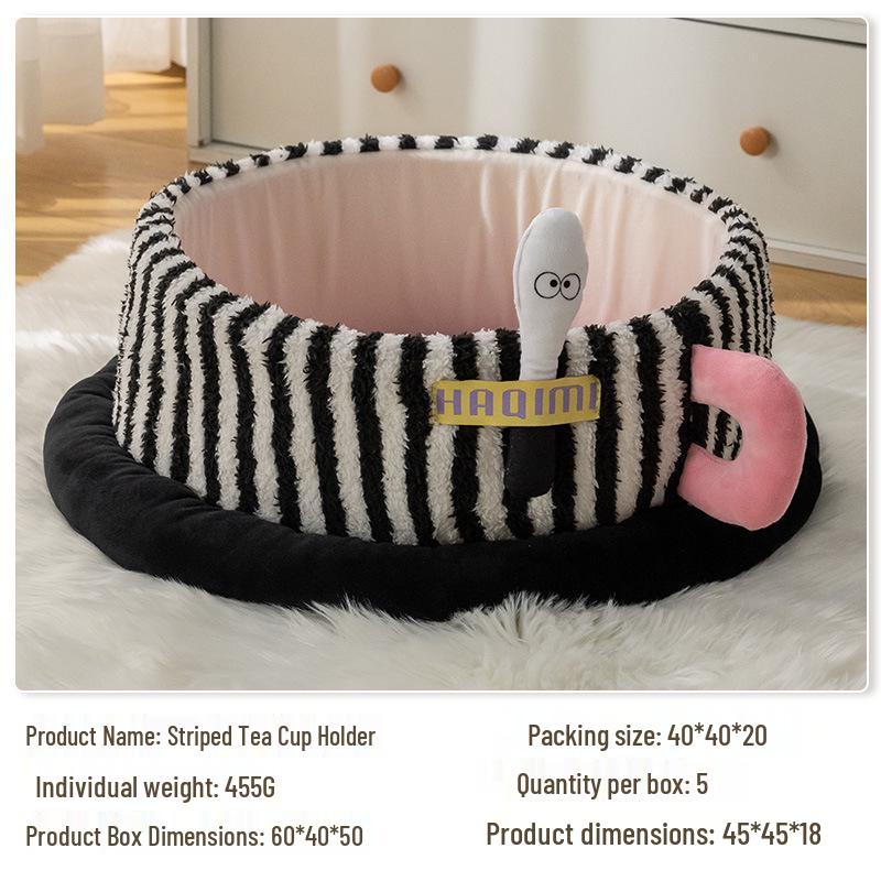 Cozy Universal Pet Sofa: Thickened Warm Bed for Cats & Small Dogs One Size
Cozy Universal Pet Sofa: Thickened Warm Bed for Cats & Small Dogs One Size