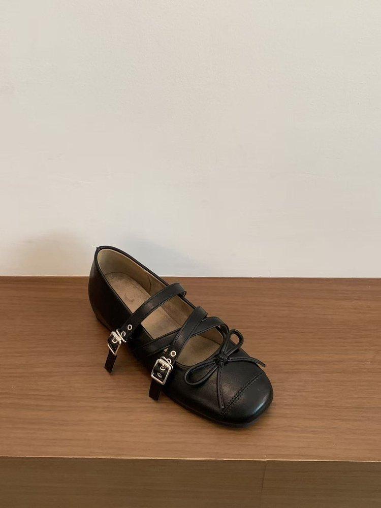 Inner height increase retro round head leopard print single shoes women s autumn niche design French Mary Jane women s shoes ballet shoes 35 чёрный
Inner height increase retro round head leopard print single shoes women s autumn niche design French Mary Jane women s shoes ballet shoes 35 чёрный