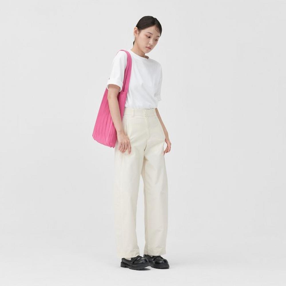 Pleatsmama Pink Shoulder Bag New Single option
Pleatsmama Pink Shoulder Bag New Single option