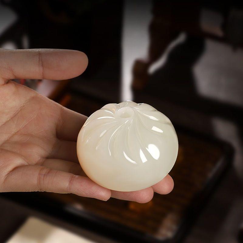 Lucky White Jade Bun Tea Pet Living Room Office Home Desktop Decoration
Lucky White Jade Bun Tea Pet Living Room Office Home Desktop Decoration