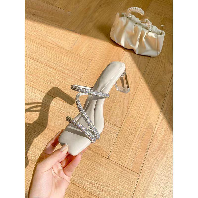 Elegant rhinestones with skirts, thin heels, cool slippers, women s 2024 summer new models, square head open-toed high heels, one-word drag 43
Elegant rhinestones with skirts, thin heels, cool slippers, women s 2024 summer new models, square head open-toed high heels, one-word drag 43