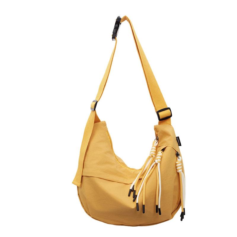 Minimalist Shoulder Bag for Women with Adjustable Strap and Tassel Detailing Lightweight Hobo Bag for Daily Use жовтий
Minimalist Shoulder Bag for Women with Adjustable Strap and Tassel Detailing Lightweight Hobo Bag for Daily Use жовтий