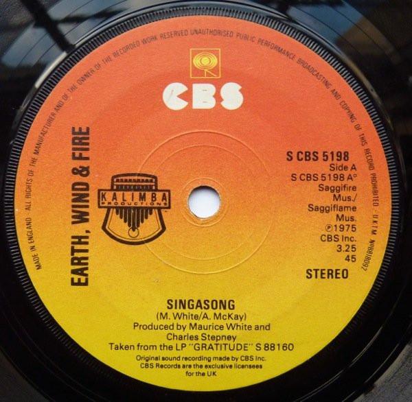 7inch Record EARTH, WIND & FIRE - Singasong SCBS5198 CBS 1977 UK Soul/Funk Used
7inch Record EARTH, WIND & FIRE - Singasong SCBS5198 CBS 1977 UK Soul/Funk Used