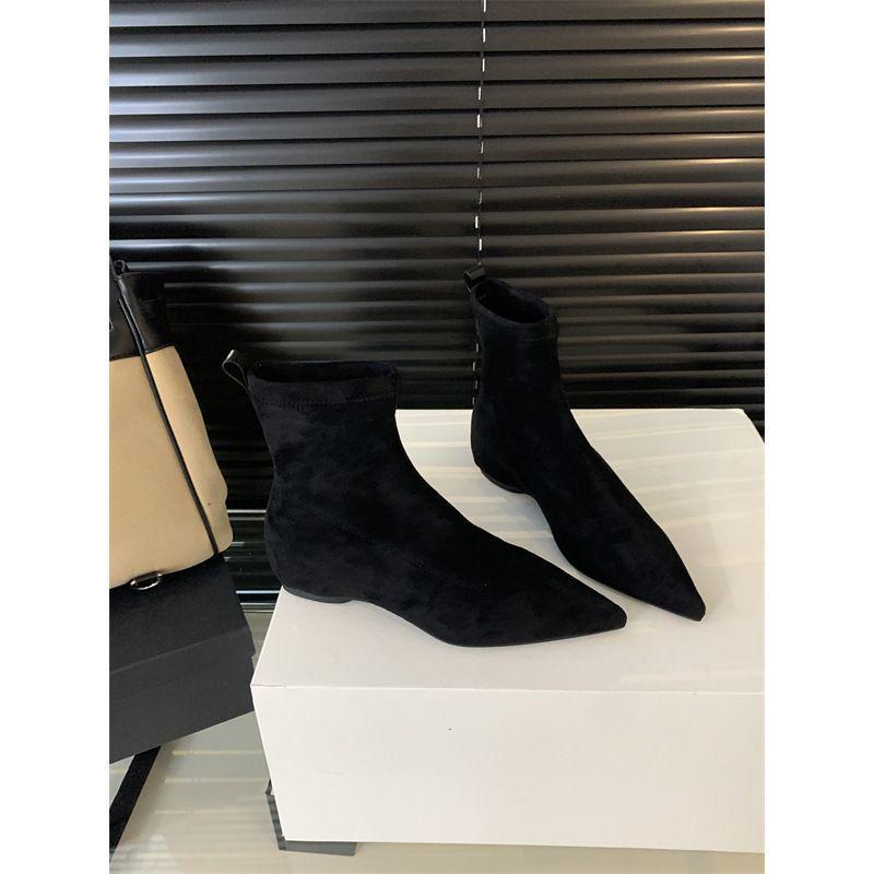 Black Suede Pointed Toe Ankle Boots for Women - Autumn/Winter Flat Heel Slimming Design Size 42
Black Suede Pointed Toe Ankle Boots for Women - Autumn/Winter Flat Heel Slimming Design Size 42