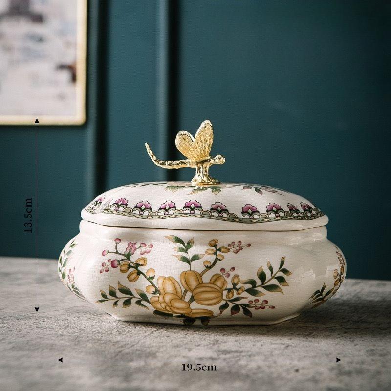 BEPAN American Retro Ceramic Jewelry Box Storage Jar Luxury Home Creative Ceramic Crafts Decorative Ornaments Home Decor
BEPAN American Retro Ceramic Jewelry Box Storage Jar Luxury Home Creative Ceramic Crafts Decorative Ornaments Home Decor