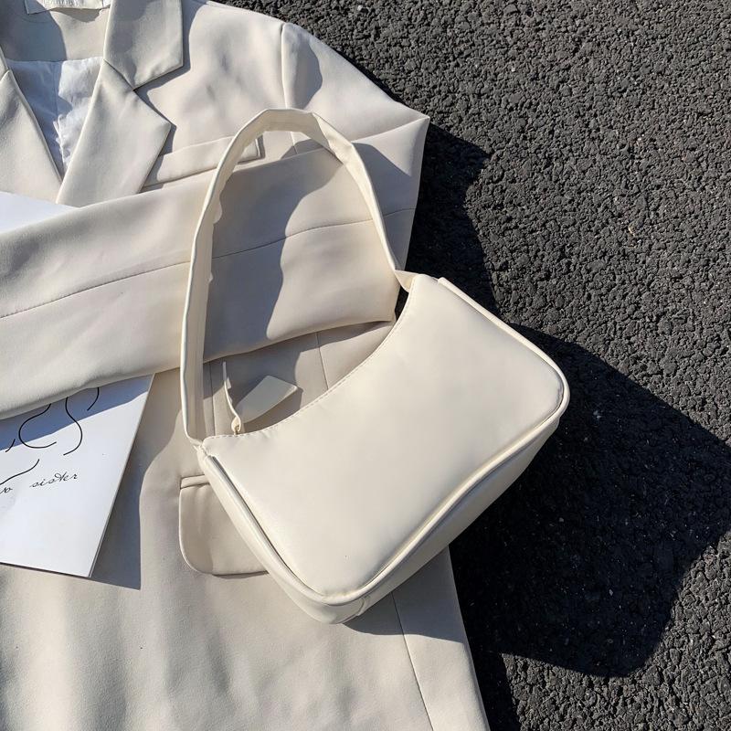 Retro Totes Bags For Womentrendy Vintage Handbag Female Small Subaxillary Bags Casual Retro Mini Shoulder Bag
Retro Totes Bags For Womentrendy Vintage Handbag Female Small Subaxillary Bags Casual Retro Mini Shoulder Bag