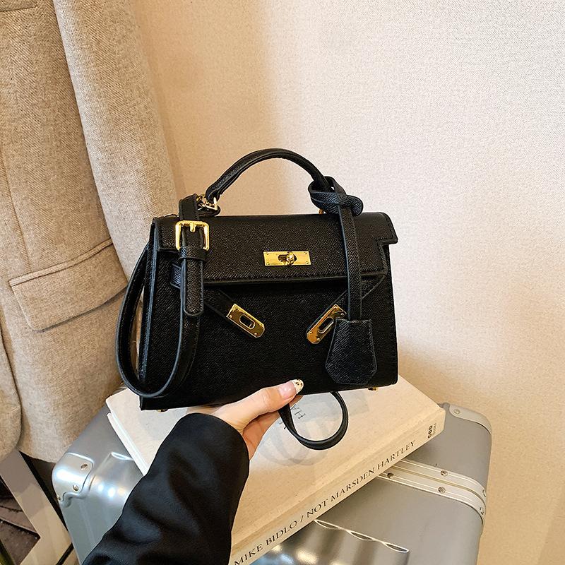 Women s bag new retro versatile one-shoulder Kelly bag women s handbag high-end foreign style commuter crossbody bag
Women s bag new retro versatile one-shoulder Kelly bag women s handbag high-end foreign style commuter crossbody bag