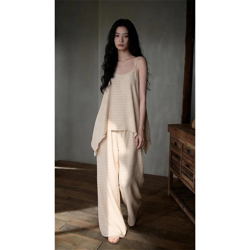 Premium suspender pajamas women s summer new cloud cotton thin sexy striped loungewear suit can be worn outside M
Premium suspender pajamas women s summer new cloud cotton thin sexy striped loungewear suit can be worn outside M