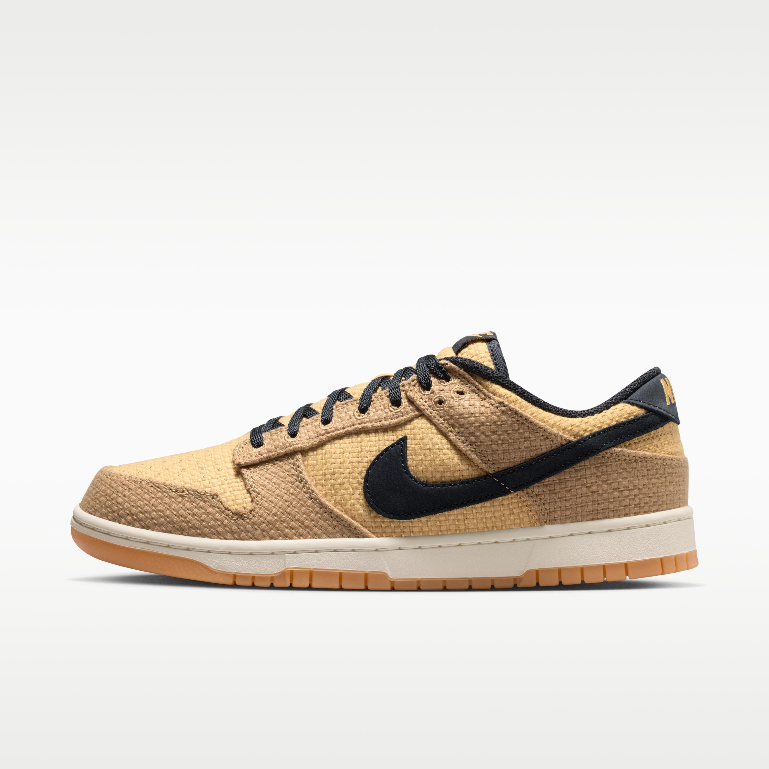 Nike Dunk Low Retro SE Filbert Black Coconut Milk 42.5
Nike Dunk Low Retro SE Filbert Black Coconut Milk 42.5