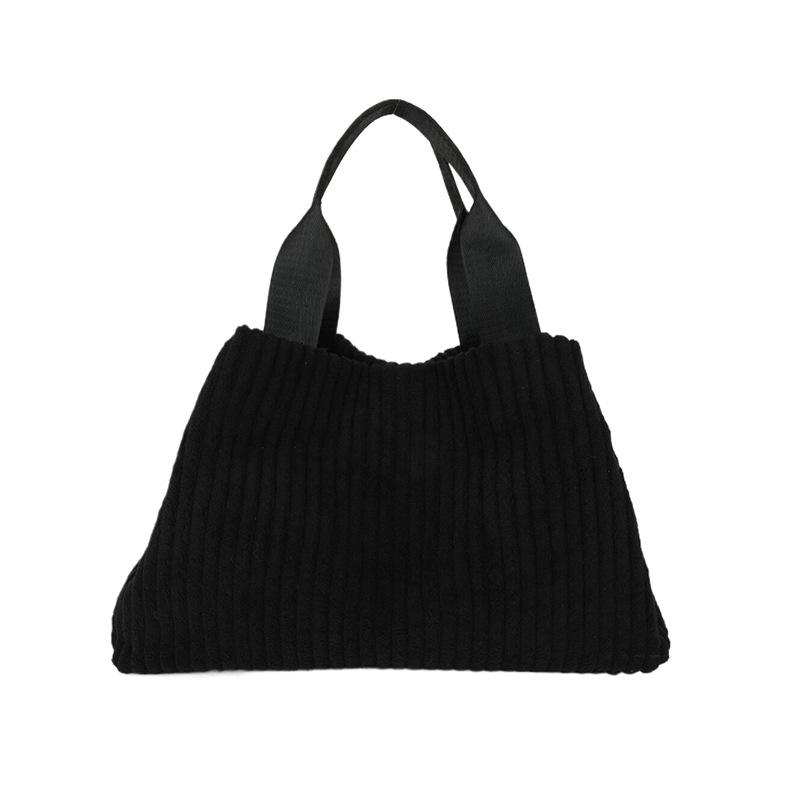 2024 весна новая женская сумка-тоут для поездок на работу бархатная модная текстура подмышечная сумка большой емкости чёрный
2024 весна новая женская сумка-тоут для поездок на работу бархатная модная текстура подмышечная сумка большой емкости чёрный