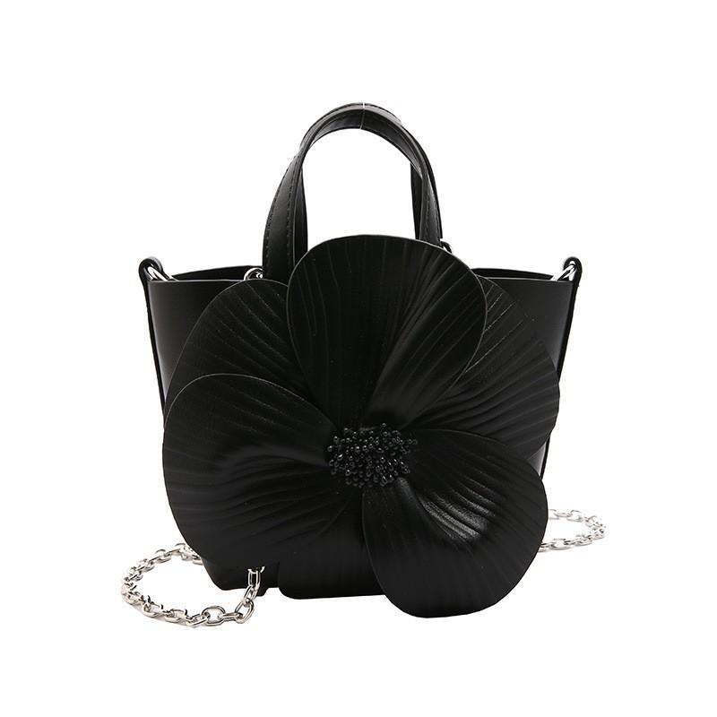 Cute Little Bag Female High-quality Three-dimensional Flower Hand-held Bucket Socialite Banquet Vegetable Basket Cross-body чёрный
Cute Little Bag Female High-quality Three-dimensional Flower Hand-held Bucket Socialite Banquet Vegetable Basket Cross-body чёрный