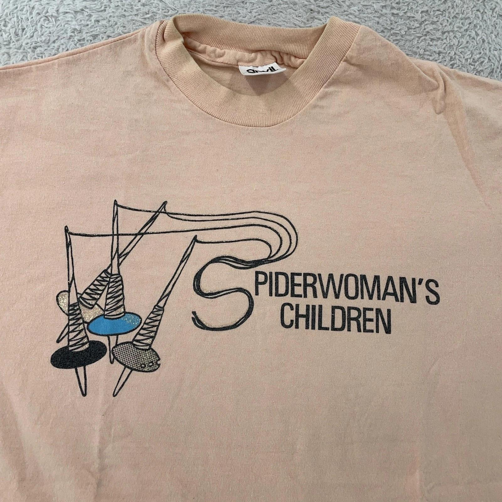 Vintage Spiderwoman s Children T-Shirt Medium Peach Navajo Native Weaving 90s M
Vintage Spiderwoman s Children T-Shirt Medium Peach Navajo Native Weaving 90s M