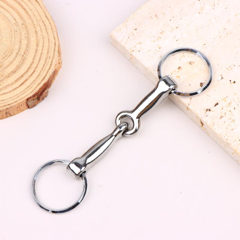 Horse Bits Hollow Jointed Mouth Snaffle Bits Keychain Alloy Keychain Single Connector Horse Bit Key Knot Snaffle Bits Keychain серебряный
Horse Bits Hollow Jointed Mouth Snaffle Bits Keychain Alloy Keychain Single Connector Horse Bit Key Knot Snaffle Bits Keychain серебряный