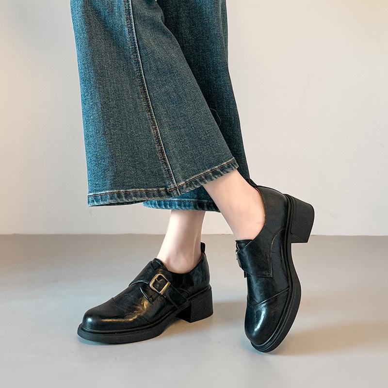 Women s Leather Shoes with Deep Toe, Lace-up Design, Round Toe, Thick Heel, Single Shoe 40 чорний
Women s Leather Shoes with Deep Toe, Lace-up Design, Round Toe, Thick Heel, Single Shoe 40 чорний