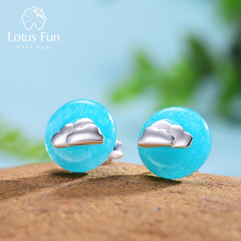 Lotus Fun, креативные милые серьги-гвоздики с голубым небом и облаками, ювелирные украшения, модные вечерние серьги для женщин
Lotus Fun, креативные милые серьги-гвоздики с голубым небом и облаками, ювелирные украшения, модные вечерние серьги для женщин