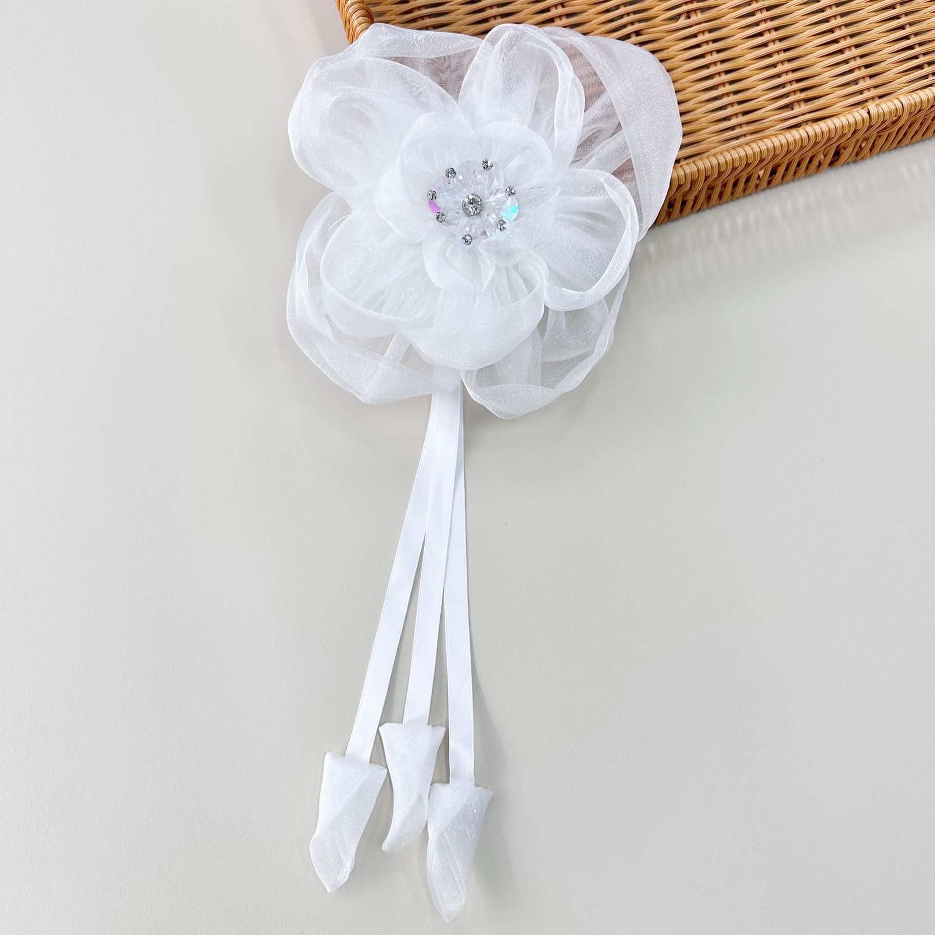 Маленький Свежий Органза Трехмерный Цветок Аксессуары для Волос Костюм Платье Туфли И Шляпы Багаж Куртка Декоративные Аксессуары
Маленький Свежий Органза Трехмерный Цветок Аксессуары для Волос Костюм Платье Туфли И Шляпы Багаж Куртка Декоративные Аксессуары