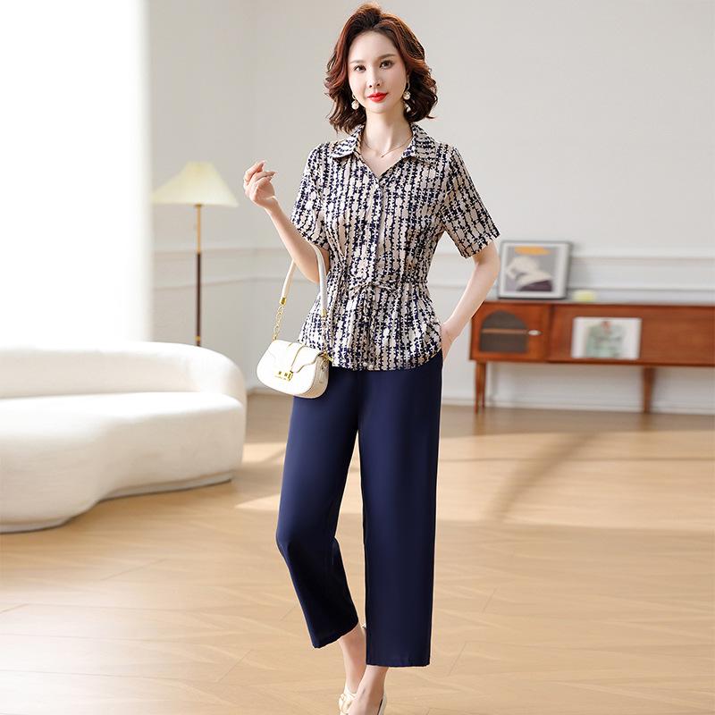 Mom s Summer 2025 Chiffon Blouse & Pants Set: Stylish Two-Piece for Middle-Aged and Elderly Women 3XL
Mom s Summer 2025 Chiffon Blouse & Pants Set: Stylish Two-Piece for Middle-Aged and Elderly Women 3XL