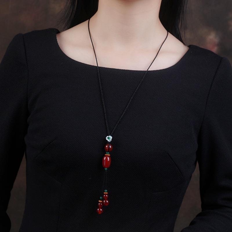 GEMCHIC Women s Ethnic Style Red Agate Long Necklace Vintage Glass Bead Pendant Sweater Chain Boho Jewelry Gift
GEMCHIC Women s Ethnic Style Red Agate Long Necklace Vintage Glass Bead Pendant Sweater Chain Boho Jewelry Gift