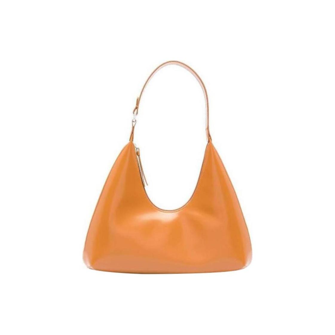 By Far Solid Color Leather Clutch Shoulder Bag Women Bags Light-Brown 22SSAMRSCMWLARCM Basic Set (Bag+Dust Bag)
By Far Solid Color Leather Clutch Shoulder Bag Women Bags Light-Brown 22SSAMRSCMWLARCM Basic Set (Bag+Dust Bag)