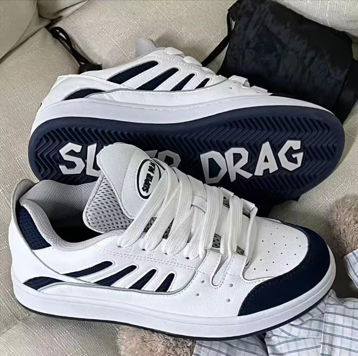 Niche red and blue retro board shoes women s 2025 autumn new versatile platform bread shoes low-top casual sports shoes tide 40
Niche red and blue retro board shoes women s 2025 autumn new versatile platform bread shoes low-top casual sports shoes tide 40