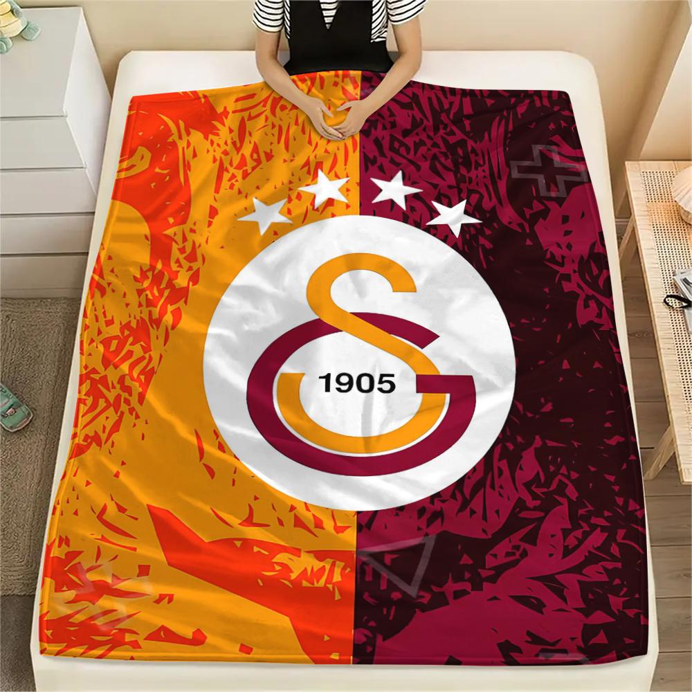 1pc Galatasaray Print Flannel Blanket, High quality Comfortable for All Seasons, Home Decor, Warmth and Comfort, Perfect for Christmas Gifts56 80cm x 120cm
1pc Galatasaray Print Flannel Blanket, High quality Comfortable for All Seasons, Home Decor, Warmth and Comfort, Perfect for Christmas Gifts56 80cm x 120cm