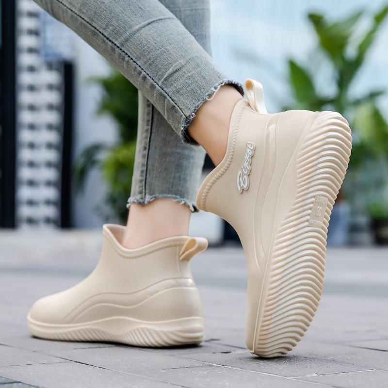 Мужские дождевые ботинки летние кухонные поварские рабочие трудовые страховые специальные рыболовные нескользящие водонепроницаемые строительные черные резиновые ботинки водная обувь 40
Мужские дождевые ботинки летние кухонные поварские рабочие трудовые страховые специальные рыболовные нескользящие водонепроницаемые строительные черные резиновые ботинки водная обувь 40