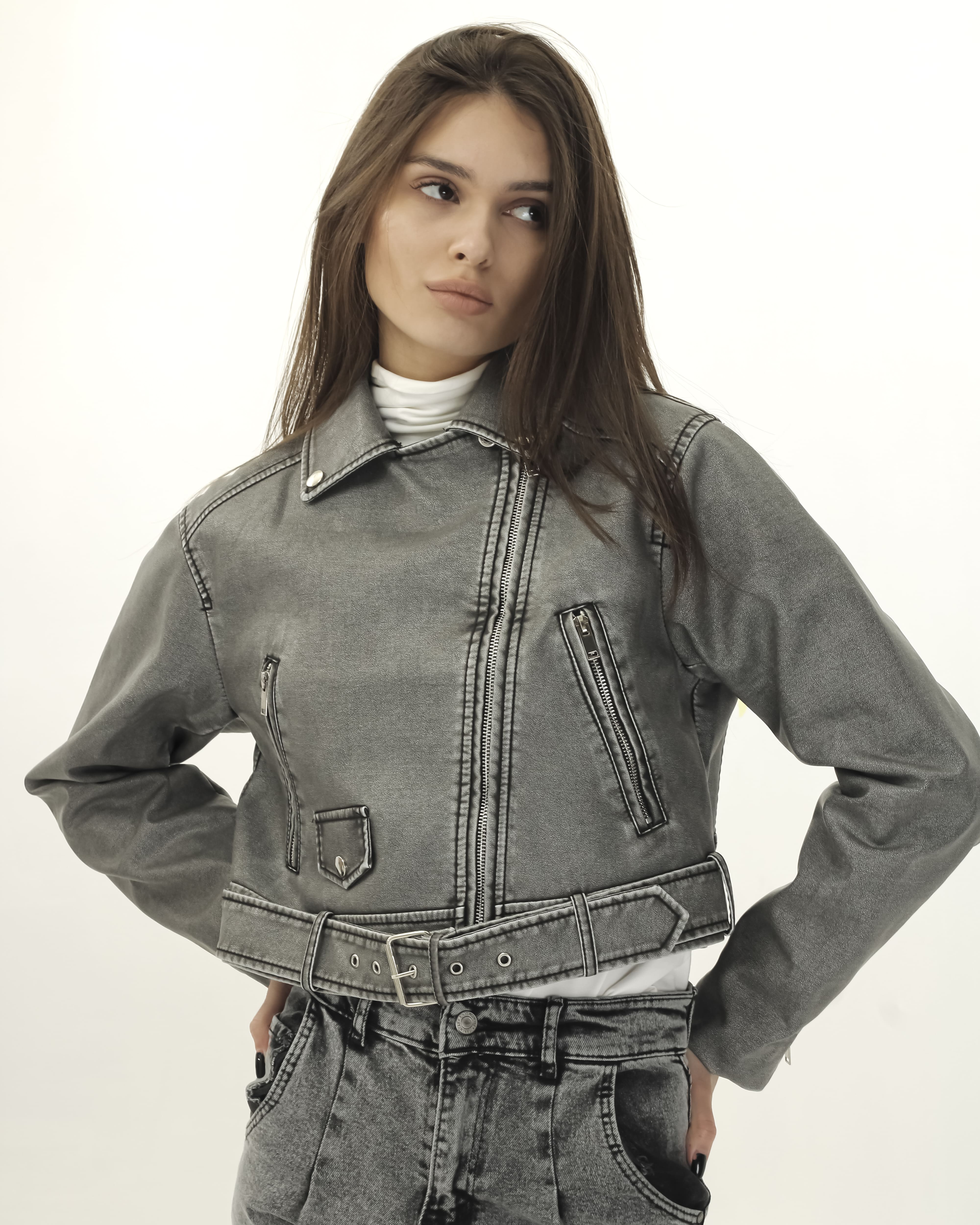 Куртка AFTF Basic 7078 S сірий екошкіра L сірий колір
Куртка AFTF Basic 7078 S сірий екошкіра L сірий колір