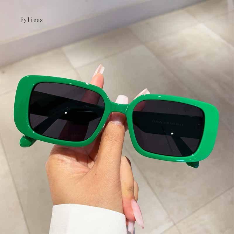 Square Frame Fashion Glasses Candy Color-Perfect For Parties, Costumes Shades Beach Accessories óculos de sol das mulheres
Square Frame Fashion Glasses Candy Color-Perfect For Parties, Costumes Shades Beach Accessories óculos de sol das mulheres