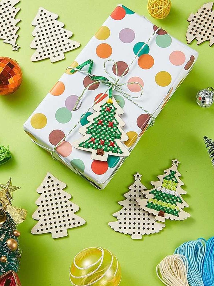 10Pcs DIY Cross Stitch Christmas Hanging Decor Set DIY Needlepoint Cross Stitch Christmas Tree Decor for Beginners China Mainland
10Pcs DIY Cross Stitch Christmas Hanging Decor Set DIY Needlepoint Cross Stitch Christmas Tree Decor for Beginners China Mainland