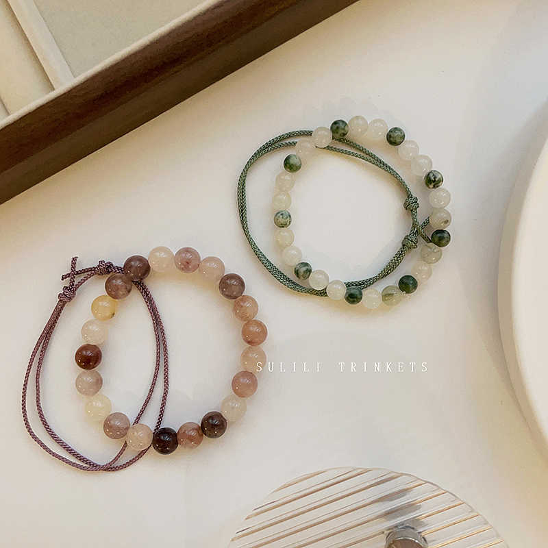 Green jade bracelet niche design temperament light luxury high sense fashion versatile exquisite personality simple jewelry women
Green jade bracelet niche design temperament light luxury high sense fashion versatile exquisite personality simple jewelry women