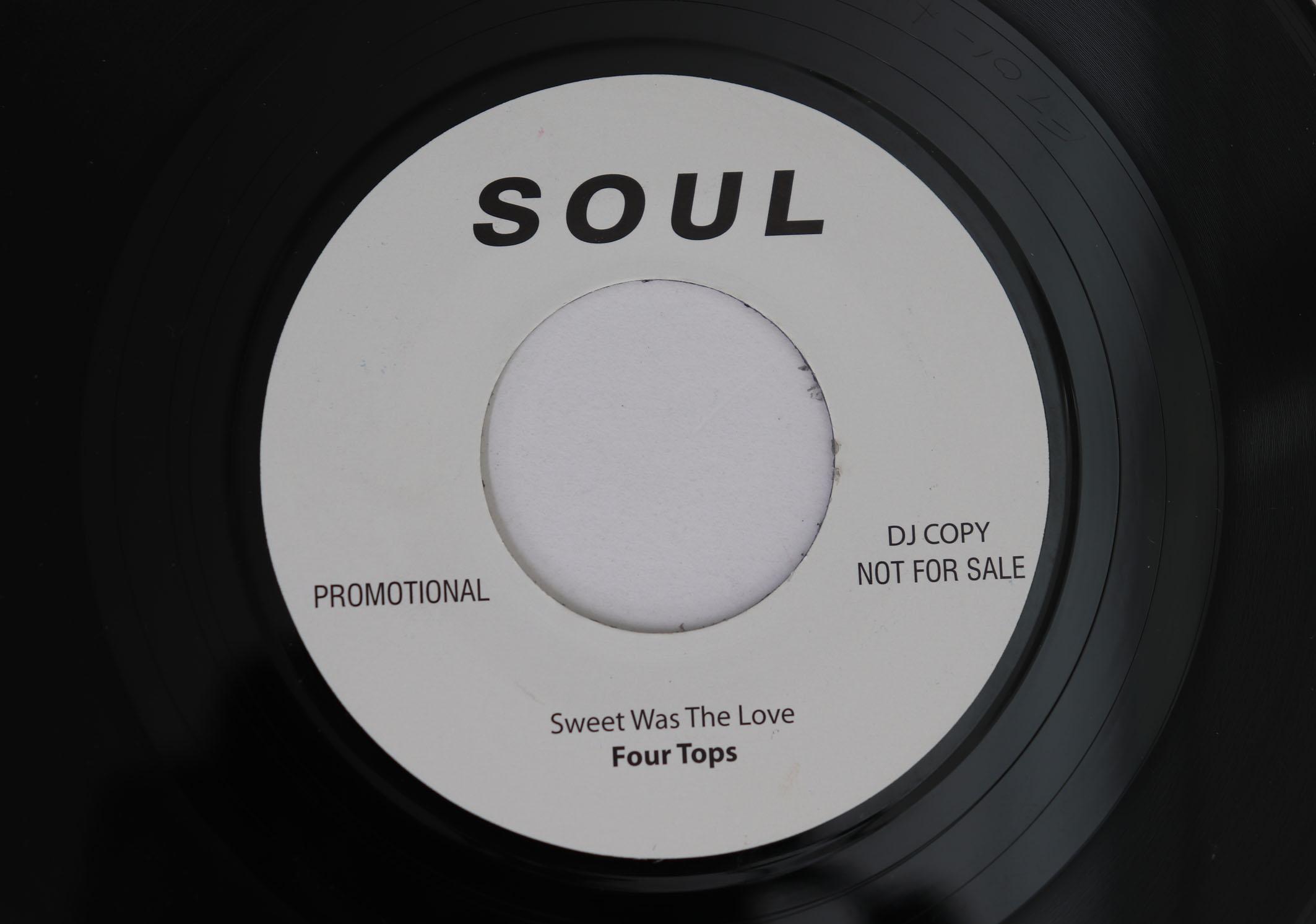 7inch Record FOUR TOPS BRENDA HOLLOWAY Sweet Was The Love FT01 SOUL 2014 UK SoulFunk Used
7inch Record FOUR TOPS BRENDA HOLLOWAY Sweet Was The Love FT01 SOUL 2014 UK SoulFunk Used