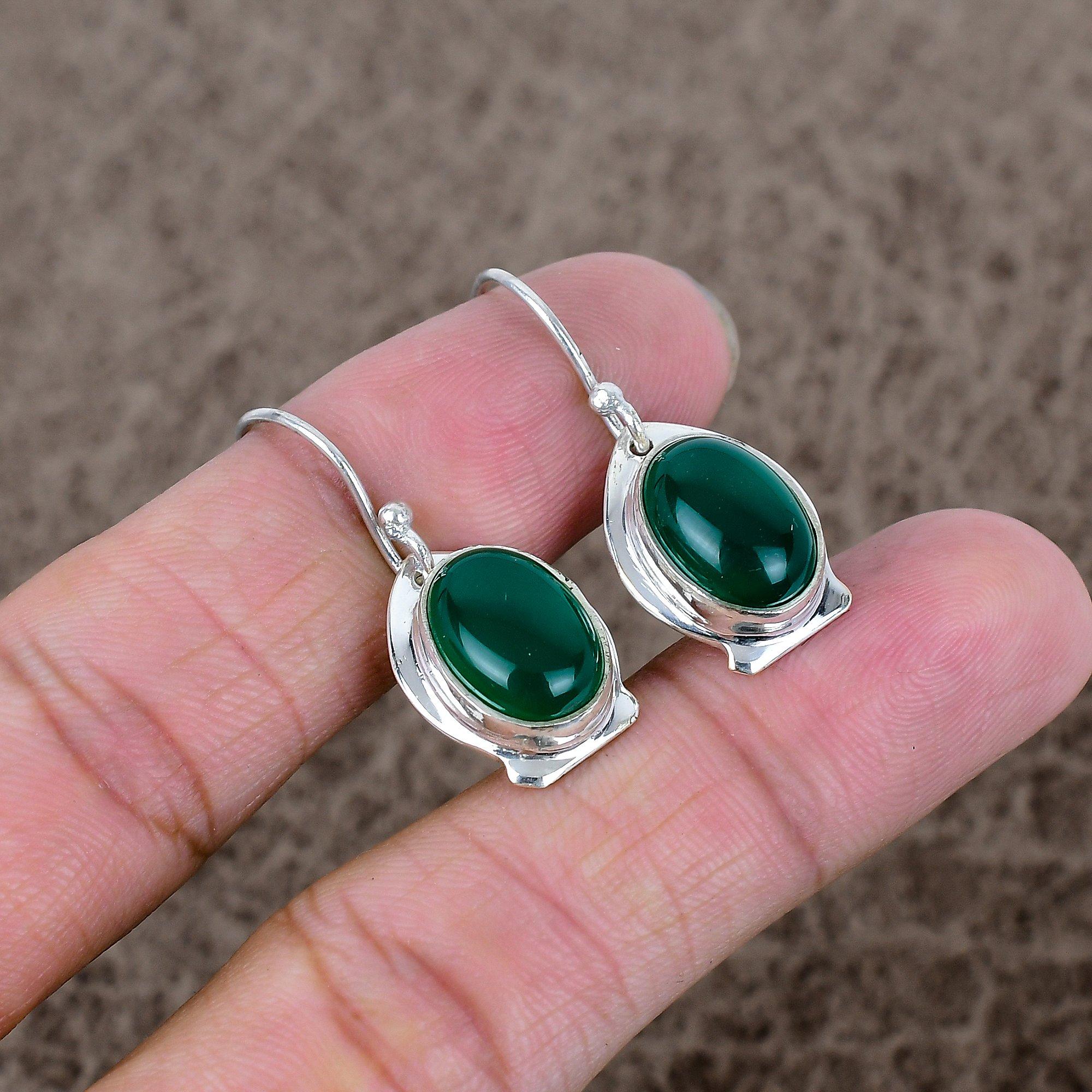 Green Onyx Gemstone Handmade 925 Sterling Silver Jewelry Earring 1.34 KKG-653
Green Onyx Gemstone Handmade 925 Sterling Silver Jewelry Earring 1.34 KKG-653