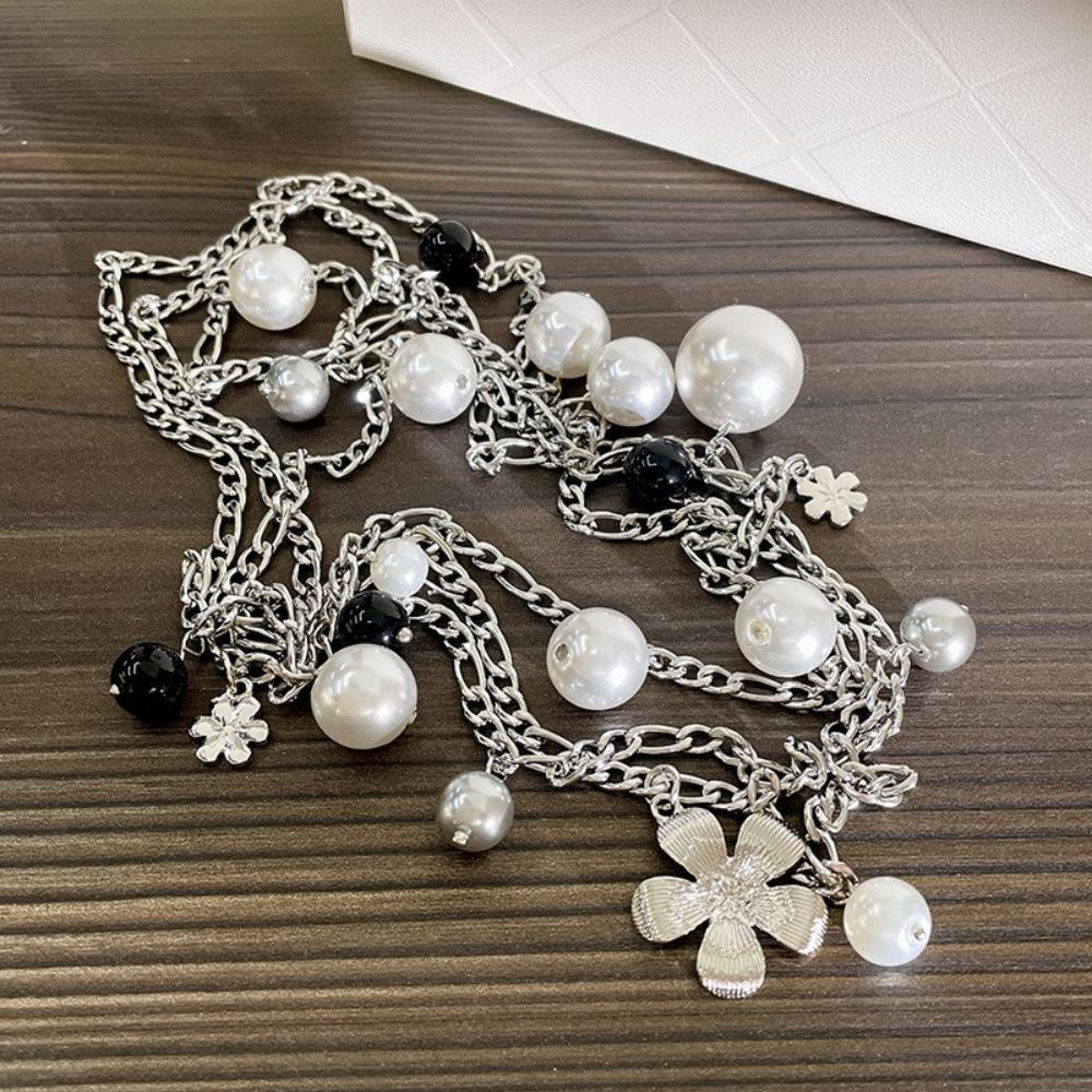 Charm Clavicle Chain Women Flowers Pendant Sweater Chain Pearl Multilayer Necklace Gifts Style A
Charm Clavicle Chain Women Flowers Pendant Sweater Chain Pearl Multilayer Necklace Gifts Style A