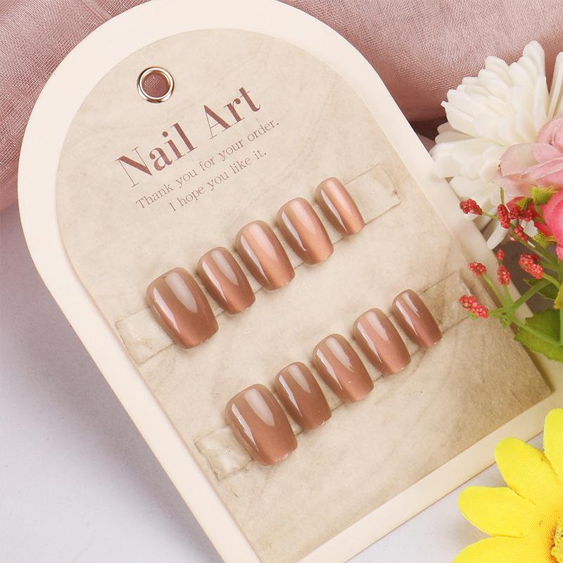 Trendy Wearable Color-Changing Cat Eye Nail Art Strips - Removable Fake Nails Pre-made Nail Strips - 30 Pieces/Board
Trendy Wearable Color-Changing Cat Eye Nail Art Strips - Removable Fake Nails Pre-made Nail Strips - 30 Pieces/Board