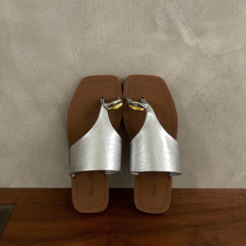 Fashion Bailamos Brand Women Slippers Designer Clip Toe Flip Flops Casual Beach Shoes Woman 2025 Summer New Trend Home Slides Dress Sand 40 серебряный
Fashion Bailamos Brand Women Slippers Designer Clip Toe Flip Flops Casual Beach Shoes Woman 2025 Summer New Trend Home Slides Dress Sand 40 серебряный