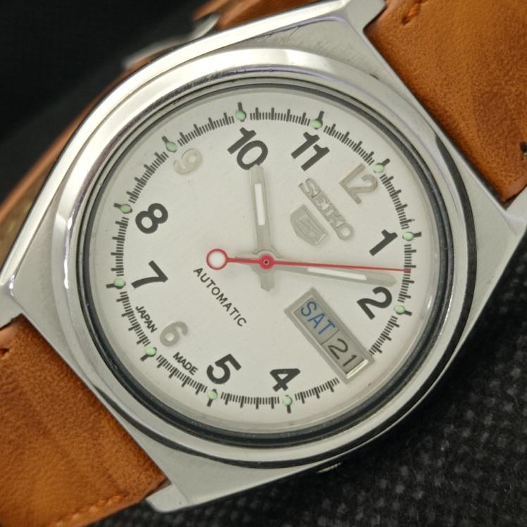 Б/У винтажные часы SEIKO 5 AUTOMATIC 7009A JAPAN MENS D/D WHITE WATCH 608h-a316785-2 SKU608h-a316785
Б/У винтажные часы SEIKO 5 AUTOMATIC 7009A JAPAN MENS D/D WHITE WATCH 608h-a316785-2 SKU608h-a316785