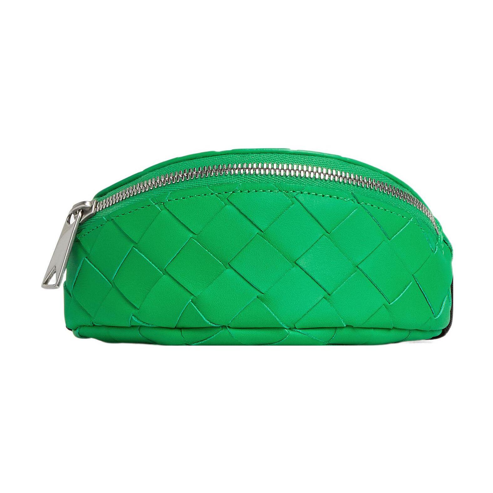 Bottega Veneta Intrecciato Woven Zip Closure Leather Clutch Wristlet Men clutch Parrot-Green 731341VCPQB3924 Basic Set (Bag+Dust Bag)
Bottega Veneta Intrecciato Woven Zip Closure Leather Clutch Wristlet Men clutch Parrot-Green 731341VCPQB3924 Basic Set (Bag+Dust Bag)