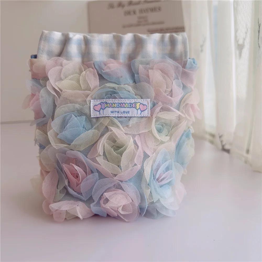 Sweet Flowers Mini Pouch Cute Cosmetic Bags for Women INS Style Portable Travel Storage Pouches Multipurpose Makeup Bag 2025 New синий
Sweet Flowers Mini Pouch Cute Cosmetic Bags for Women INS Style Portable Travel Storage Pouches Multipurpose Makeup Bag 2025 New синий