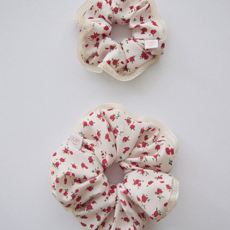 Резинка-скранч GOCORI Розовое кружево Large (+4000)
Резинка-скранч GOCORI Розовое кружево Large (+4000)