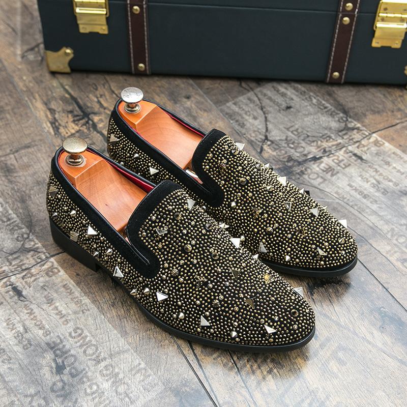 Men s shoes large size new leather shoes fashion matte rivet loafers nightclub hairstylist pointed toe leather shoes 38
Men s shoes large size new leather shoes fashion matte rivet loafers nightclub hairstylist pointed toe leather shoes 38