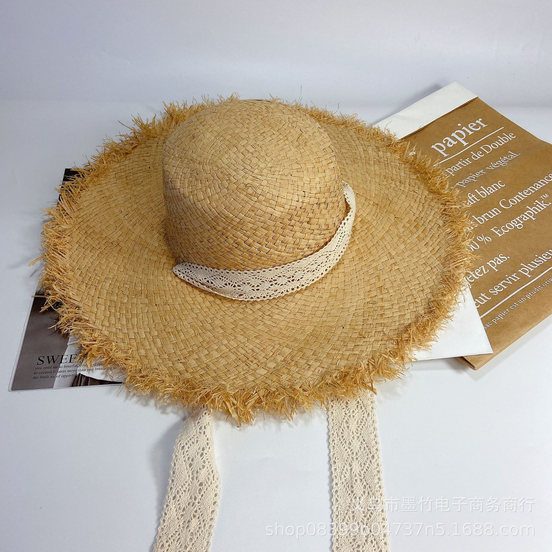 Sombrero de rafia con lazo para mujer, sombrero plano de paja, con lazo, para playa y mar, color blanco y negro, novedad 56-58cm
Sombrero de rafia con lazo para mujer, sombrero plano de paja, con lazo, para playa y mar, color blanco y negro, novedad 56-58cm