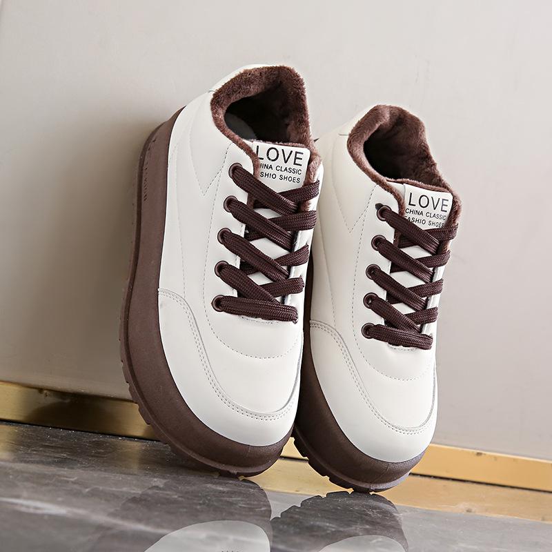 Модные туфли на платформе-маффине однотонные женские туфли новая осенне-зимняя обувь на доске универсальные хлопковые туфли из хлебного велюра 40