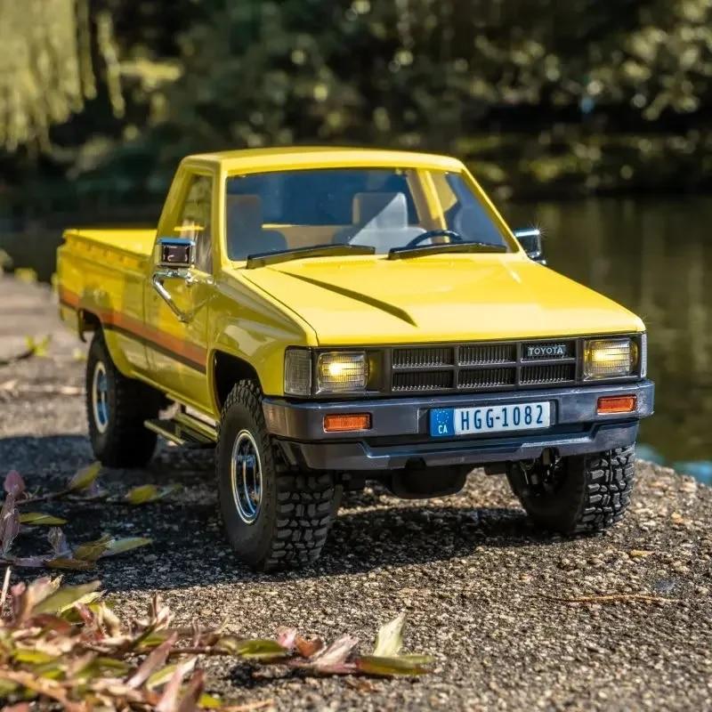 FMS Hilux 1983 1/18 RC автомобиль электрический пульт дистанционного управления автомобили моделирование мини-пикап 4WD внедорожный RC гусеничный автомобиль для взрослых подарки
FMS Hilux 1983 1/18 RC автомобиль электрический пульт дистанционного управления автомобили моделирование мини-пикап 4WD внедорожный RC гусеничный автомобиль для взрослых подарки