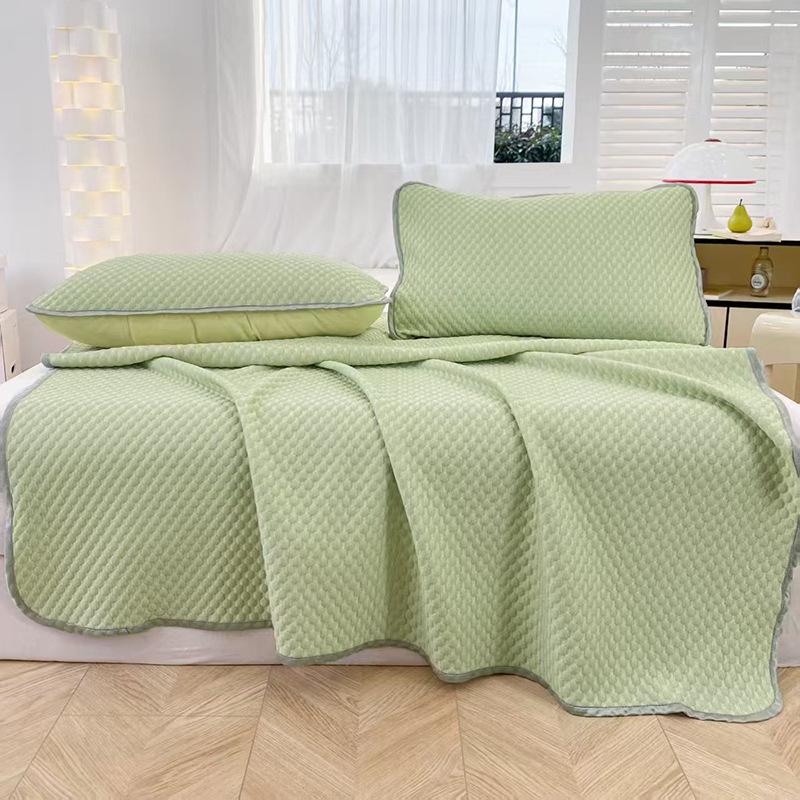 3D Bean Ice Silk Cool Massage Mat - Summer Bed Sheet & Skirt Style for Relaxation and Comfort 90x200cm Mat + 1 Pillowcase
3D Bean Ice Silk Cool Massage Mat - Summer Bed Sheet & Skirt Style for Relaxation and Comfort 90x200cm Mat + 1 Pillowcase