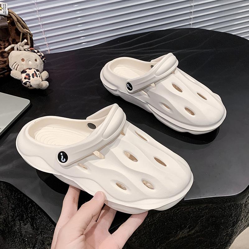 Outer wear hole shoes, men s and women s same non-slip new slippers hole shoes, men s eva summer driving sandals 36/37
Outer wear hole shoes, men s and women s same non-slip new slippers hole shoes, men s eva summer driving sandals 36/37